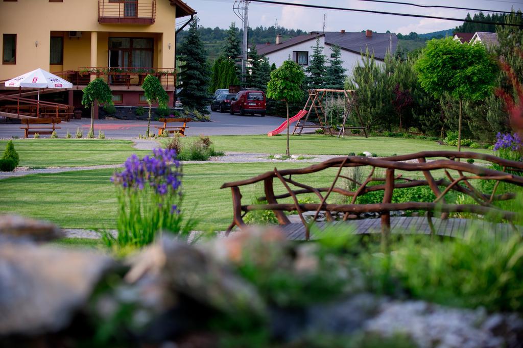 Chęciny Hotel & Restauracja Okraglak מראה חיצוני תמונה