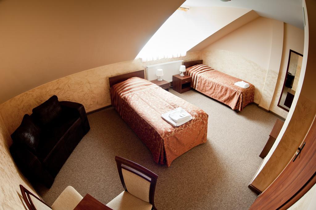 Chęciny Hotel & Restauracja Okraglak חדר תמונה